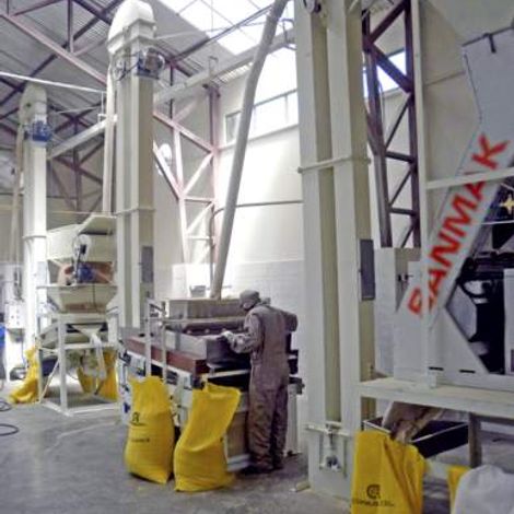 Comrural XXI S. R. L. - Packaging Area