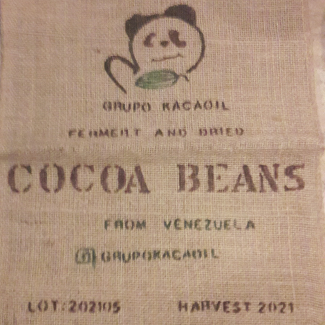 FINE COCOA AROMATIC BEANS TYPE F2