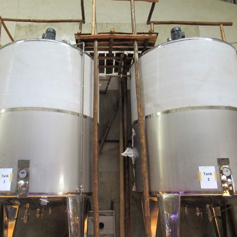 Homogenisation tanks