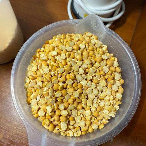 Yellow split peas 1 (Krupynka).jpeg