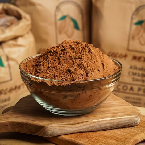 Dark Brown Cocoa Powder with Rich Aroma