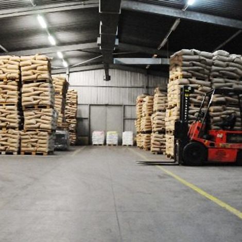 OKREGOWA SPÓLDZIELNIA MLECZARSKA W SKIERNISWICACH - Storage