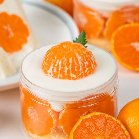 Low-sugar Tangerine Yogurt Cake