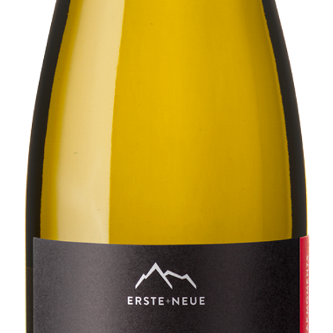 Erste+Neue_Cuvée White Peak IGT Weinberg Dolomiten_White  Wine