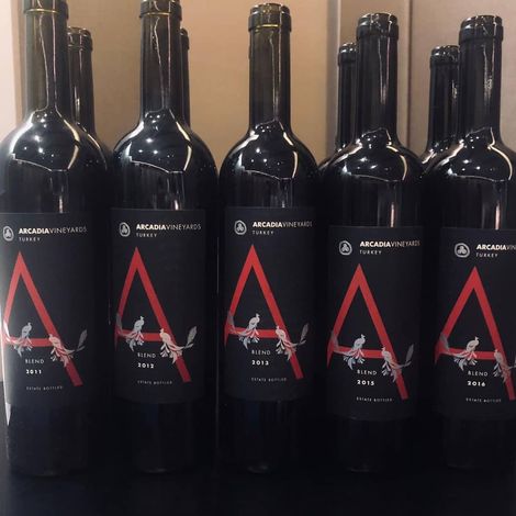 Arcadia Vineyards Blend