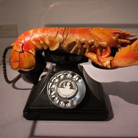 lobster_phone.jpg