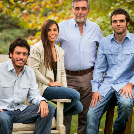 Bodega Santa Julia - People