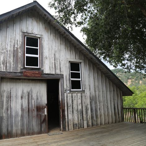 Volker Eisele Family Estate