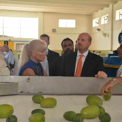 US Consular General paid a visit to our Mustafa Farms to oversee the USAID machinery.