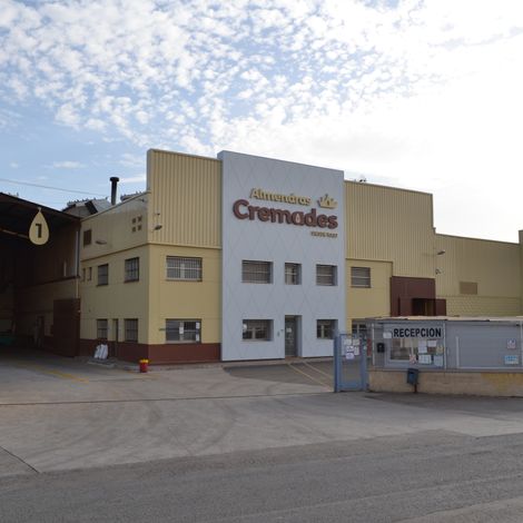 Almonds Cremades Factory