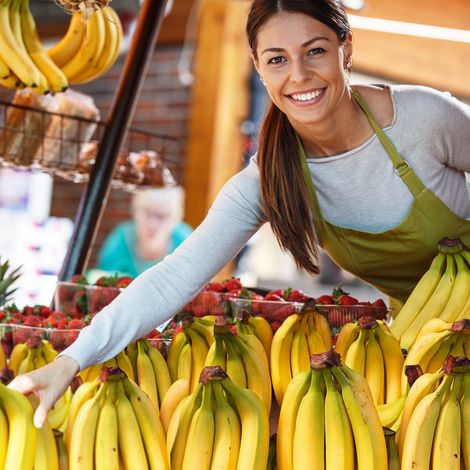 bananas-market.jpg