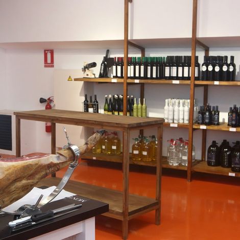 Bodegas y Viñedos Peral