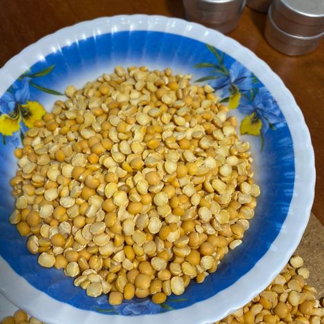 Yellow split peas (Krupynka).jpeg