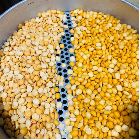 Yellow split peas (Krupynka) 3.jpeg