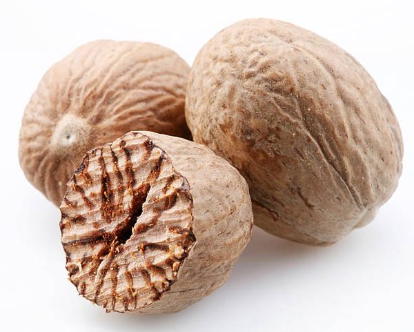 Nutmeg from 폴란드 supplied by Marsyl - Ground (=Crushed=Cracked) 통육두구