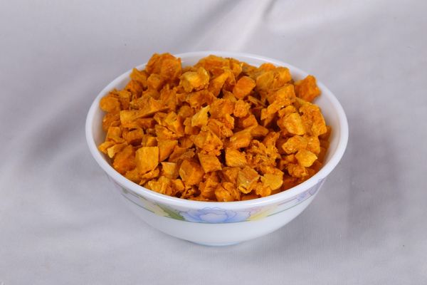Freeze Dried Mango(Alphanso) from 인도 supplied by Priffco Foods - Diced 신선 망고