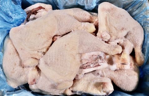 Chicken from 스페인 supplied by DISTRIBUCIONES AVICOLAS ARRANZ S.L. - Leg Quarter 냉동 미절단 닭고기
