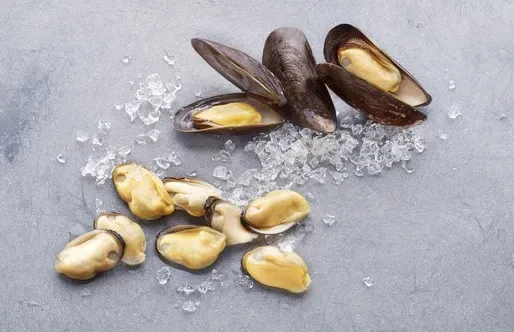 Chilean Mussels from 미국 supplied by Ruggiero Seafood Inc. - Whole (=In Shell=Unshucked) 냉동 홍합