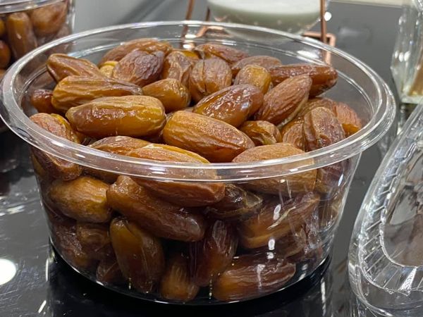 Date from 알제리 supplied by FRERES HELLAL DATTES - Raw 신선 대추야자