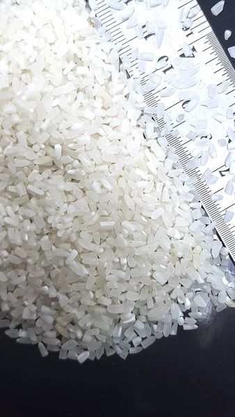 Broken Rice from 태국 supplied by NANAPAN-agri trade CO., LTD. - Medium 쌀