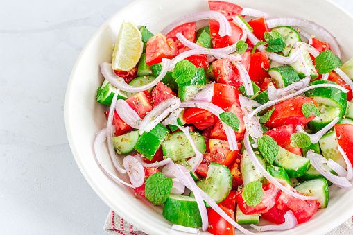 Preserved - in Salad Tomato from 영국 supplied by Natures Way Foods Ltd - Preserved - in Salad 통조림 또는 병에 든 토마토