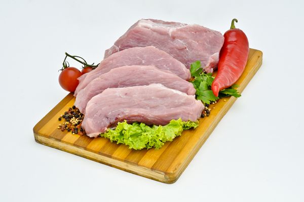Pork Leg from 루마니아 supplied by Radic Star - Fresh (=Chilled) 돼지고기 통조림