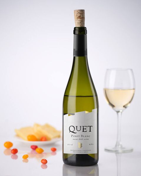 Quet Pinot Blanc Suvo belo vino from Serbia supplied by Quet Wine - White Wine