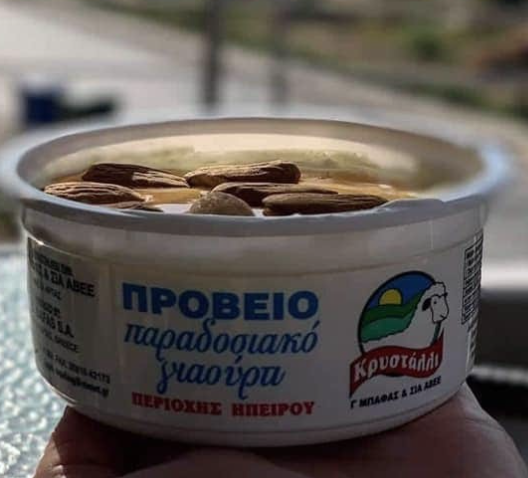 Yoghurt from 그리스 supplied by BAFAS, G., & CO. KRYSTALLI SA - Cream 요구르트