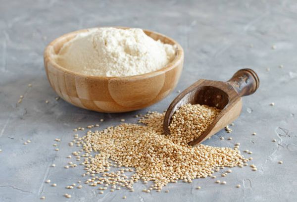 quinoa flour from 벨기에 supplied by LES QUATRE SAISONS - Powder (=Flour) 퀴노아