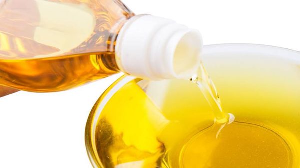 Cold Pressed Rapeseed Oil from United Kingdom supplied by R-Oil - Swell Buildings Farm - Rapeseed Oil Crude Canola Oil & Rapeseed Oil