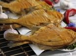 Hot Smoked Flounder Carcass from 폴란드 supplied by Wędzenie i Przetwórstwo Ryb "RAFA" - With Bone 냉동 도다리