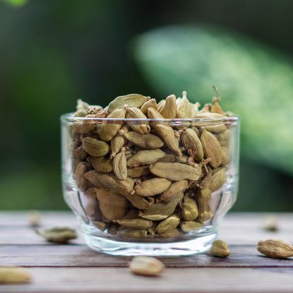 Whole Green Cardamom Pods from 스리랑카 supplied by Ceyndulgent Ceylon Spices (Pvt) Ltd. - 그린 카다멈 카다멈