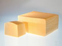 Edam Cheese from Germany supplied by Dairy Niesky GmbH - Block Edam Cheese