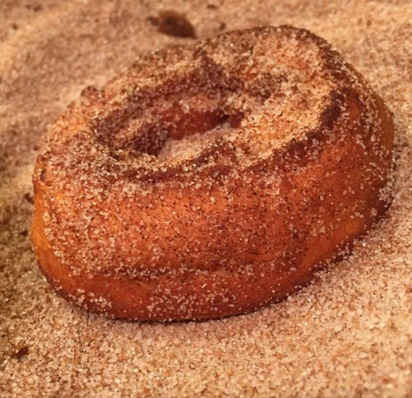 Apple Cider Donut from 캐나다 supplied by Norfolk Fruit Growers' Association - Small 과자