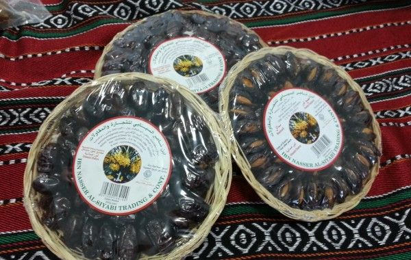 Date from 오만 supplied by Samail Date Factory - Barni 신선 대추야자