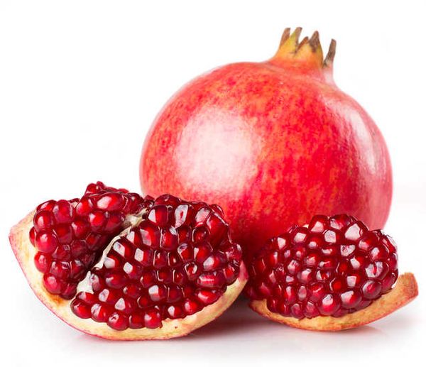 Pomegranate from India supplied by Pellagic Food Ingredients Private Limited - Red Flesh Fresh Pomegranate