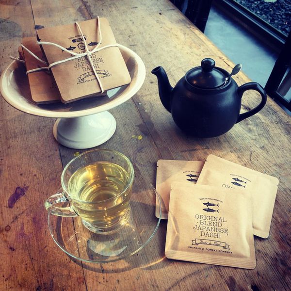 Tea from 일본 supplied by Shimanto Hakusho Kanpani Co., Ltd. - Distilled (=Synthetic=Artificial) 허브차
