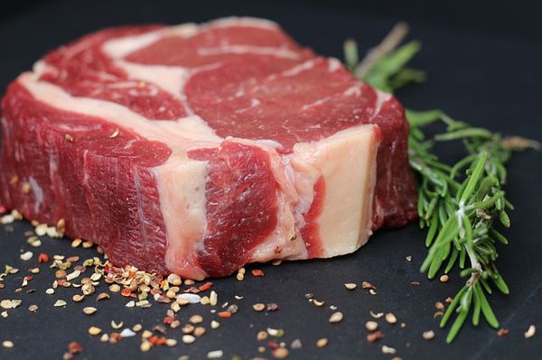 Beef from 말레이시아 supplied by Freshganics - Loin - Striploin 신선 미절단 소고기