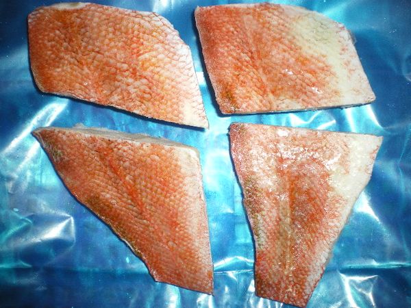 Frozen Redfish from 중국 supplied by Dalian Yuanpeng Food Group - Skinless (=Without Skin) 냉동 레드피쉬