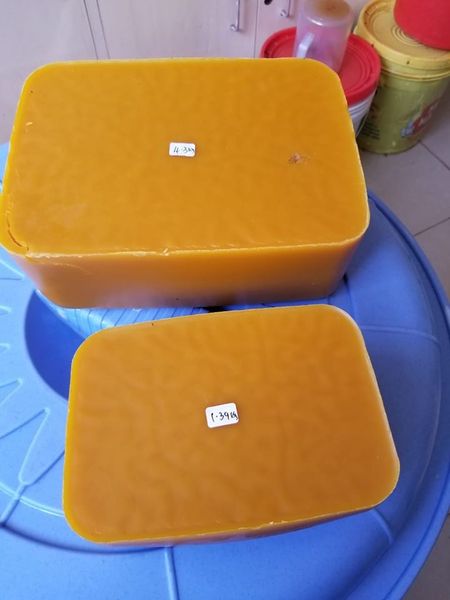 Bee Wax from 케냐 supplied by Noble Course Enterprise - High Quality 밀랍(蜜蠟)