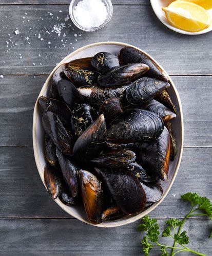 Whole Shell Mussels from South Africa supplied by Blue Ocean Mussels (Pty) Ltd. - Fresh (=Chilled=Raw) Fresh Mussel