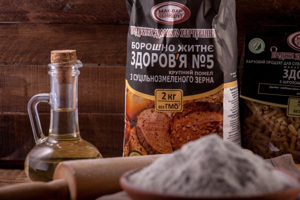 Wheat Flour from 우크라이나 supplied by Mak-Var Ecoproduct - Whole Wheat (=Whole Grain=Wholegrain) 밀가루