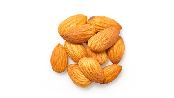 Shelled Almonds from 캐나다 supplied by TOOTSI IMPEX - 갈색 아몬드 알맹이
