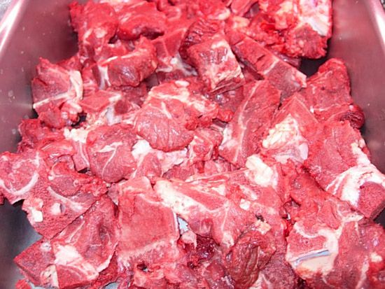 Beef from 말레이시아 supplied by HS Nada Sdn Bhd - 껍질 없음 신선 미절단 소고기
