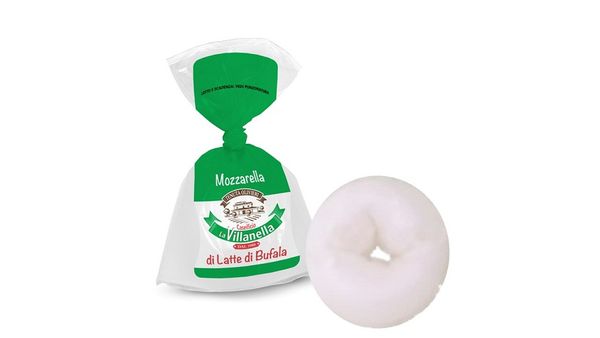 Mozzarella Cheese from Italy supplied by Caseificio La Villanella - Braid Mozzarella Cheese