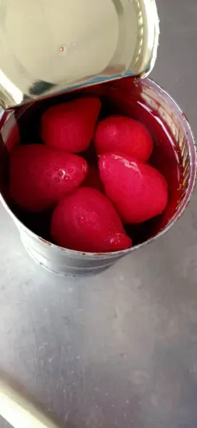 Canned Strawberry from 중국 supplied by Dalian Menew Food Co.,Ltd - 딸기 가공품