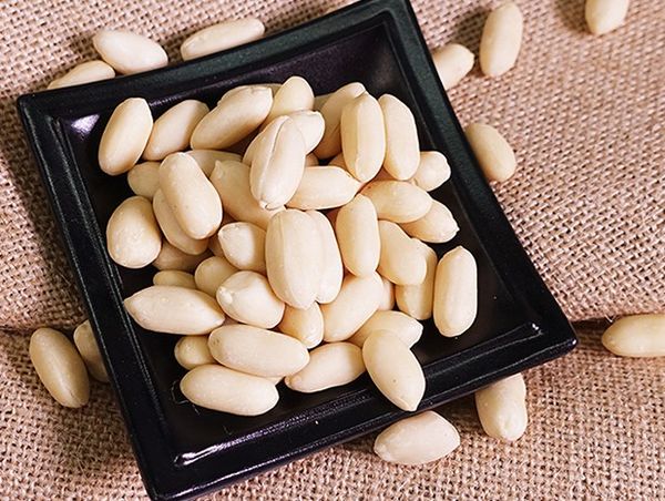 Raw Peanut from 중국 supplied by QINGDAO GOLDEN ROCK NUTS CO LTD - White 땅콩 알맹이