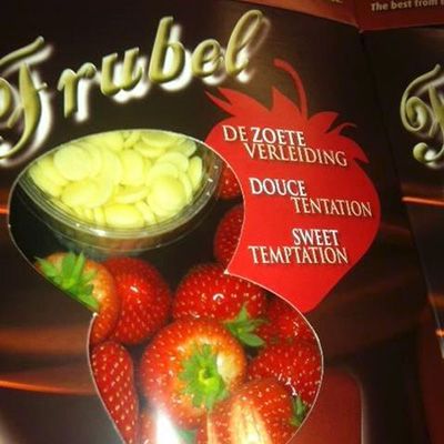 Strawberry from 벨기에 supplied by LTV - LIMBURGSE TUINBOUWVEILING - Whole 신선 딸기