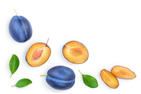 Frozen Plums from 세르비아 supplied by Euro Frigo d.o.o - Sliced 신선 자두