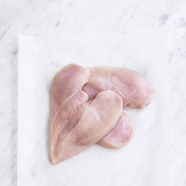 Chicken Breast from 호주 supplied by M&J Chickens - Skinless (=Without Skin) 닭고기 가공품